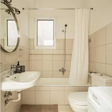 Yestayhomes Two Bedroom Tsakalof