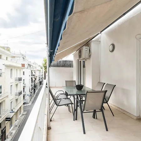 Yestayhomes Two Bedroom Tsakalof * Athen