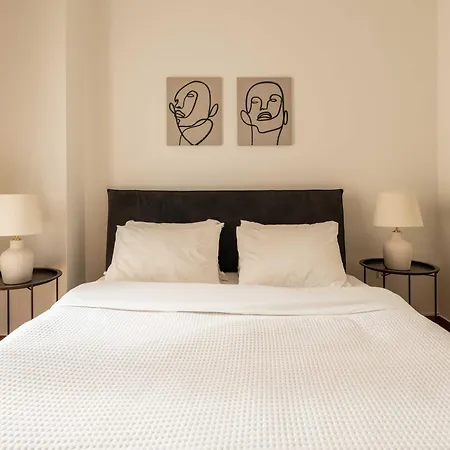 Yestayhomes Two Bedroom Tsakalof Athen